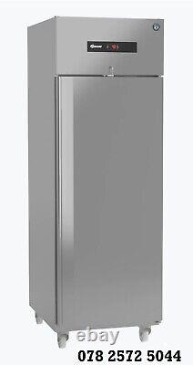 Hoshizaki Single Door Stainless Steel Upright Fridge / Freezer (£1250+vat)