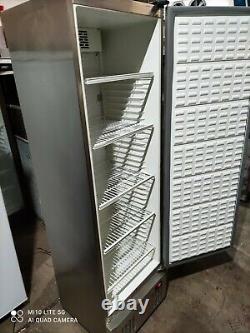 Single door commercial fridge silver. Takeaway/restaurant