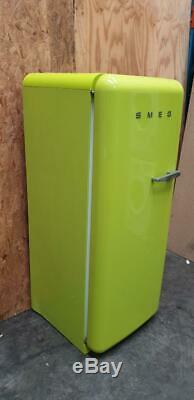 Smeg FAB28YVE1 60cm Wide Retro Style Freestanding Fridge Lime Green A++ Rated