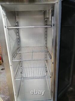 Upright single door fridge +1/+4 stainless steel commercial WILLIAMS # J 255