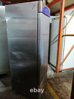 Upright single door fridge chiller stainless steel commercial restaurant William